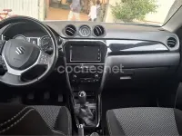 Usado Suzuki Vitara GLX 120 CV (88 kW) 2016 Blanco SUV