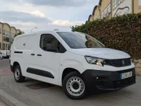 Usado Peugeot Partner Premium 100 CV (73 kW) 2022 Blanco Monovolumen