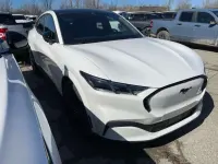 Nuevo Ford Mustang Mach-E 216 kW (294 CV) 2026 Blanco SUV