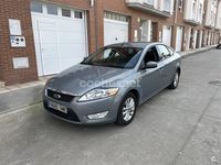 Usado Ford Mondeo Ghia 140 CV (102 kW) 2009 Gris / plata Berlina