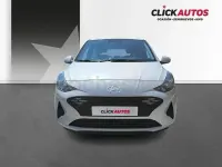 Usado Hyundai i10 63 CV (46 kW) 2026 Gris / plata Utilitario