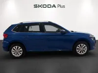 Usado Skoda Kamiq Ambition 110 CV (80 kW) 2022 Azul SUV