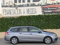 Usado Peugeot 308 SW Allure 130 CV (95 kW) 2021 Gris / plata Familiar