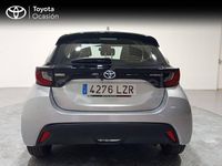 Usado Toyota Yaris Hybrid Business Edition 116 CV (85 kW) 2022 Gris / plata Berlina