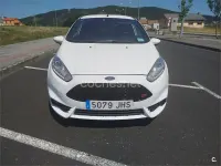 Usado Ford Fiesta ST 182 CV (133 kW) 2015 Blanco Utilitario