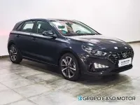 Usado Hyundai i30 110 CV (80 kW) 2023 Negro Utilitario