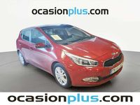 Używany Kia Ceed 90 KM (66 kW) 2015 Czerwony Hatchback