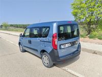 Usado Fiat Doblò Active 90 HP (66 kW) 2015 Azul Monovolume
