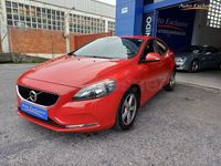 Usado Volvo V40 Kinetic 120 CV (88 kW) 2016 Rojo Berlina