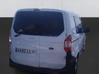 Usado Ford Tourneo Courier Sport 100 CV (73 kW) 2021 Blanco Monovolumen