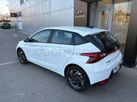 Usado Hyundai i20 100 CV (73 kW) 2022 Blanco Utilitario