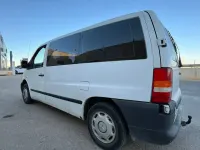 Usado Mercedes Vito 102 CV (75 kW) 2000 Gris Van