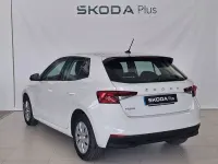 Usado Skoda Fabia Active 95 CV (69 kW) 2022 Blanco Utilitario