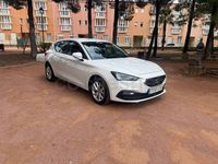 Usado Seat Leon Style 116 CV (85 kW) 2021 Blanco Berlina