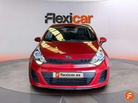 Usado Kia Rio 84 CV (61 kW) 2017 Rojo Utilitario
