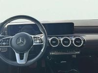 Usado Mercedes CLA250e Shooting Brake 218 CV (160 kW) 2022 Azul Familiar