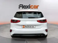 Usado Kia Ceed 101 CV (74 kW) 2022 Blanco Utilitario