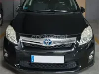 Usado Toyota Auris Hybrid Active 135 CV (99 kW) 2011 Negro Berlina
