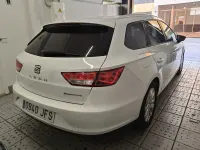 Usado Seat Leon Ecomotive 110 CV (80 kW) 2015 Blanco Familiar