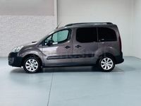 Usado Peugeot Partner Tepee Style 120 CV (88 kW) 2018 Marrón Monovolumen