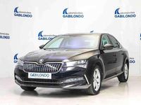 Usado Skoda Superb LAURIN & KLEMENT 219 CV (161 kW) 2021 Negro Berlina