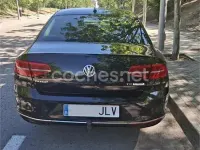 Usado VW Passat Advance 150 CV (110 kW) 2016 Negro Berlina