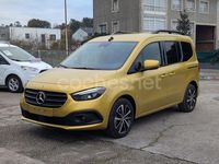 Usado Mercedes T180 116 CV (85 kW) 2023 Amarillo Monovolumen