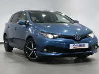Usado Toyota Auris Edition 136 CV (100 kW) 2018 Azul