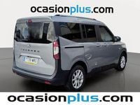 Usado Ford Tourneo Titanium 125 CV (91 kW) 2024 Gris plata Familiar