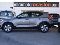 Usado Volvo XC40 Momentum 163 CV (119 kW) 2021 Gris / plata SUV