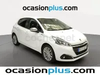 Usado Peugeot 208 Signature Sky 110 CV (80 kW) 2019 Blanco Utilitario