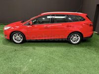 Usado Ford Focus 120 CV (88 kW) 2016 Rojo Familiar