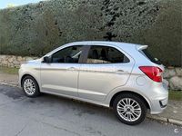 Usado Ford Ka Plus Ultimate 85 CV (62 kW) 2019 Gris / plata Utilitario