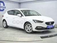 Usado Seat Leon Style 115 CV (84 kW) 2021 Blanco Berlina