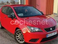 Usado Seat Ibiza I-Tech 70 CV (51 kW) 2015 Rojo Berlina