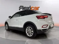 Usado VW T-Roc Cabriolet Style 110 CV (80 kW) 2022 Blanco Descapotable
