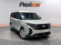 Usado Ford Tourneo Courier Titanium 125 CV (91 kW) 2025 Gris Monovolumen