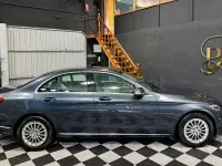 Usado Mercedes C220 170 CV (125 kW) 2015 Gris / plata Berlina