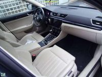 Usado Skoda Superb LAURIN & KLEMENT 200 CV (147 kW) 2022 Gris Familiar