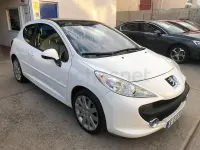 Usado Peugeot 207 GT 150 CV (110 kW) 2007 Blanco Berlina