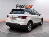 Usado Seat Arona Style 110 CV (80 kW) 2023 Blanco SUV