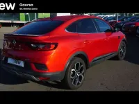 Usado Renault Arkana Zen 143 CV (105 kW) 2022 Rojo SUV