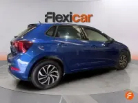 Usado VW Polo Life 95 CV (69 kW) 2022 Azul Utilitario