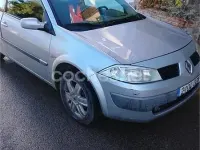 Usado Renault Mégane Expression 100 CV (73 kW) 2004 Gris / plata Berlina