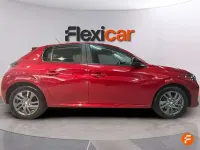 Usado Peugeot 208 Active 101 CV (74 kW) 2022 Rojo Utilitario