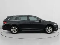 Usado Skoda Octavia Ambition 150 CV (110 kW) 2022 Negro Familiar