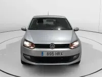 Usado VW Polo Advance 90 CV (66 kW) 2013 Gris Utilitario