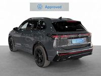 Usado VW Tiguan R-line 204 CV (150 kW) 2025 Gris / plata SUV