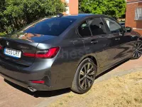 Usado BMW 320e Comfort Edition 204 CV (150 kW) 2021 Gris / plata Berlina