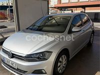 Usado VW Polo Advance 80 CV (58 kW) 2018 Gris / plata Utilitario